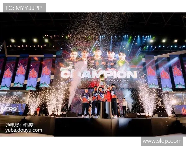 世界冠军杯赛场上JDG展现强大实力的深度解析与点评实时新闻
